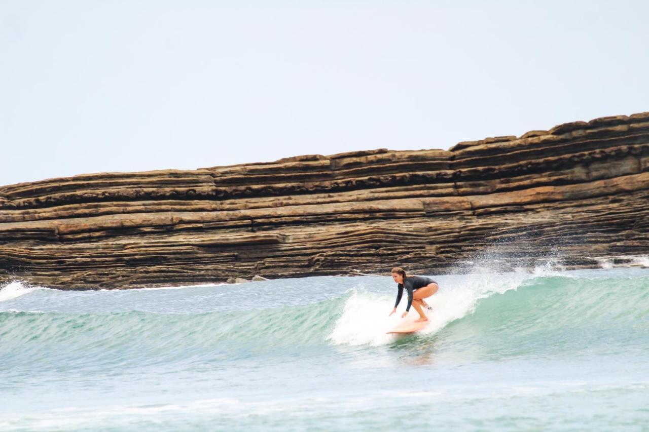 Popoyo Surfcamp Hotel Exterior photo